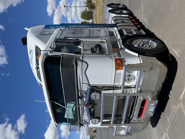 2005 Kenworth K108 thumbnail